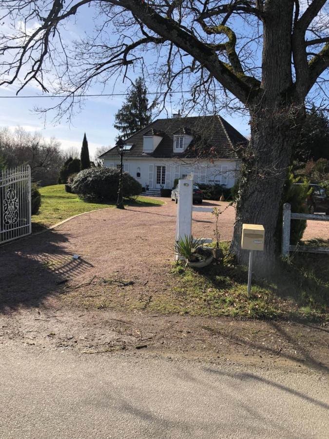Un Petit Coin De Paradis Privatunterkunft Bressolles (Allier)
